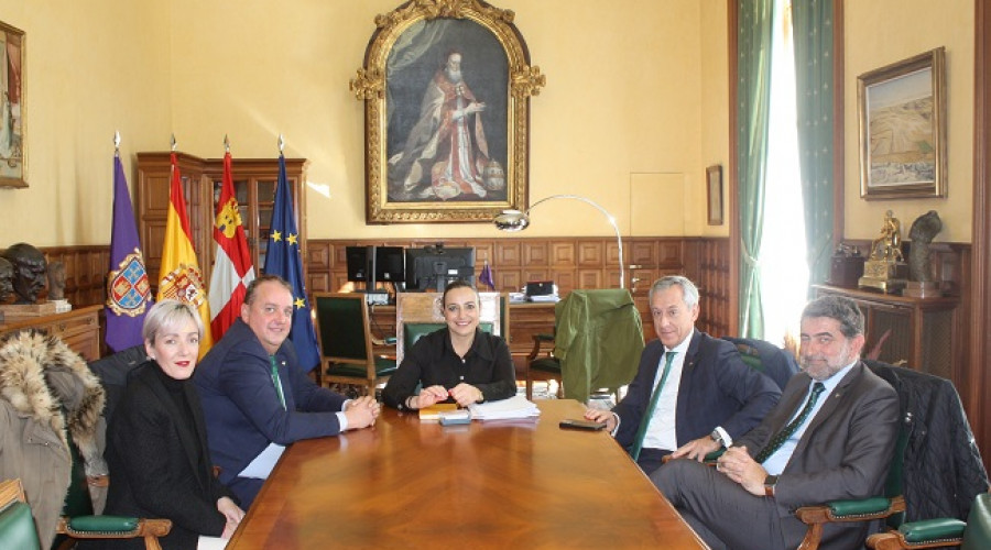 Eurocaja Rural y el Ayuntamiento de Palencia afianzan su relación y compromiso con la ciudad