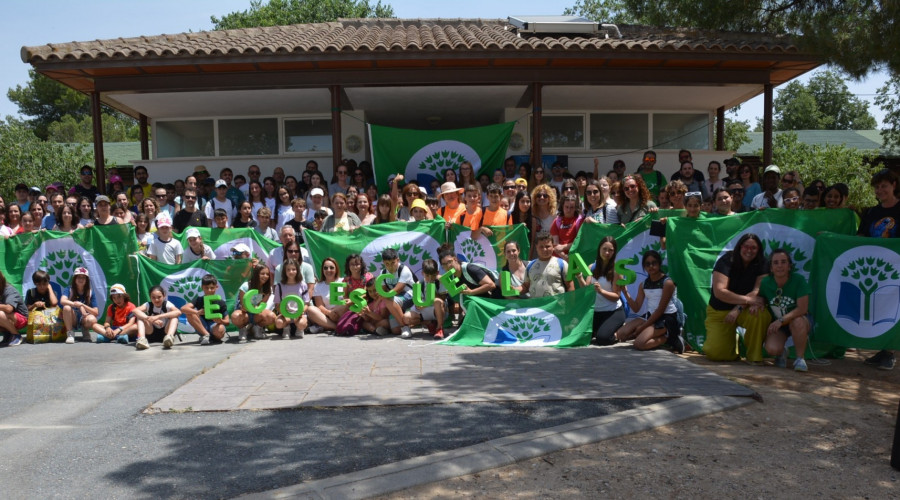 Siete nuevos centros educativos de la provincia reciben la bandera verde de Ecoescuelas