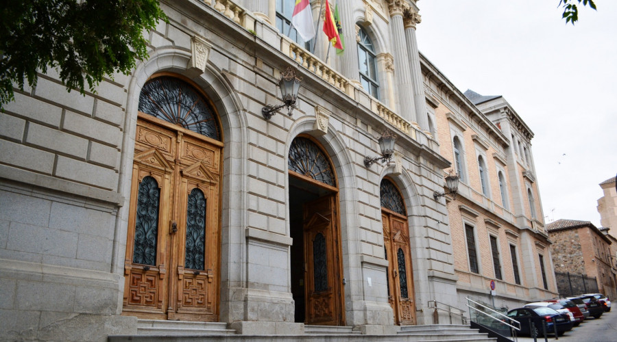 Diputación adelanta 30 millones de euros a los Ayuntamientos